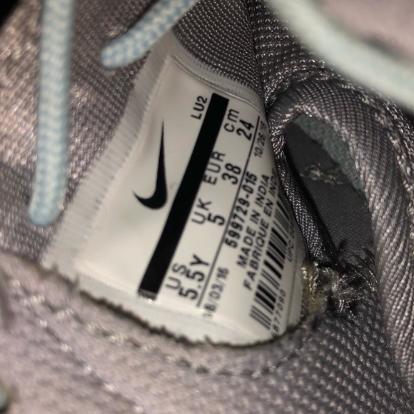 Nike Roshe - Picture 4 of 4